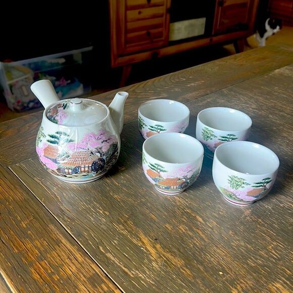 Japanese Tea Set 6 piece Teapot Cups Cherry Blossom - Picture 1 of 8